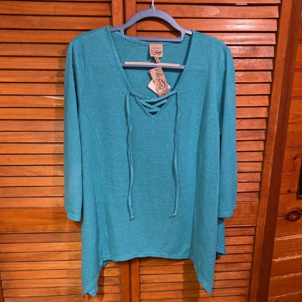 Como Vintage Teal Lace-Up Blouse
